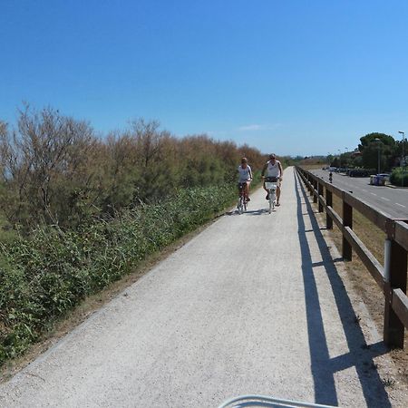 Letizia Apartment Lignano Sabbiadoro Bagian luar foto